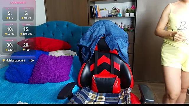 valeria teiku online show from October 3, 3:11 am