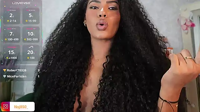 HOTBLACKANDWHITE2 online show from February 28, 11:37 pm