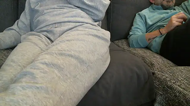 mysteriouscouple001 online show from November 9, 5:42 pm