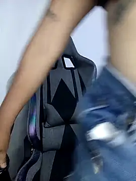 kanyat  online show from April 18, 11:04 pm