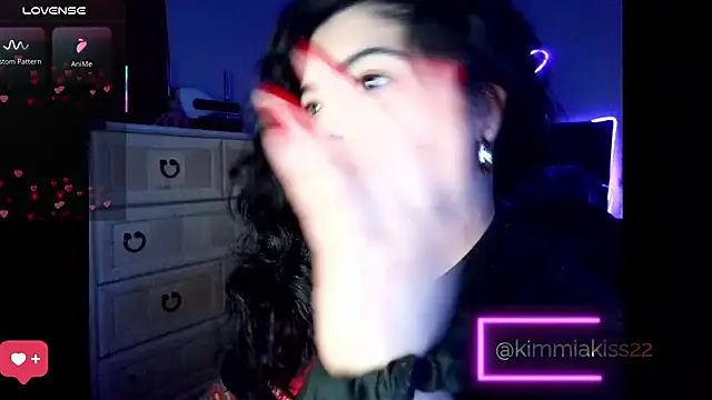 kimmiakiss22 online show from February 12, 2:46 am
