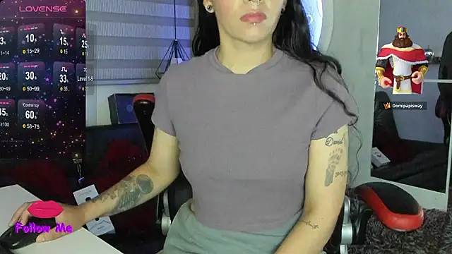 natasha logan  online show from February 3, 6:40 am