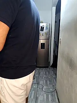 kingofqueenxxx online show from March 14, 2:01 am