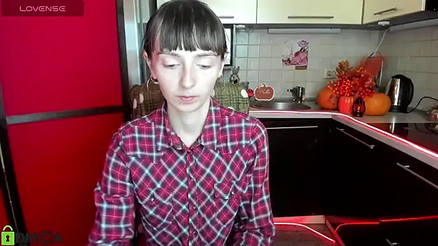 TayanaJons online show from November 3, 7:56 am