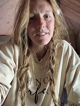 GoldenFlameGoddess online show from September 29, 2:22 pm