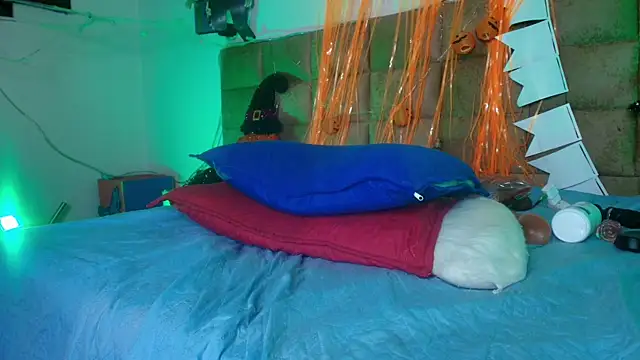 Snapshot of _sex_mia chatting on October 20, 9:51 pm sex mia online show from October 20, 9:51 pm