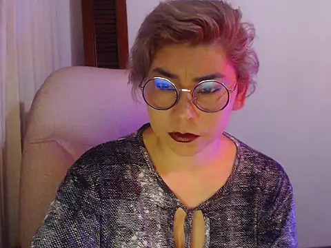 diane fergusson online show from April 8, 7:32 am