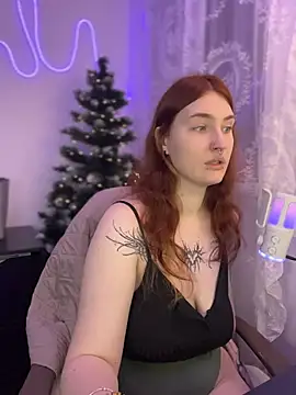  Chlo  e online show from December 19, 3:37 pm