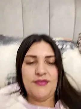 Mia Hampton online show from January 9, 9:19 pm