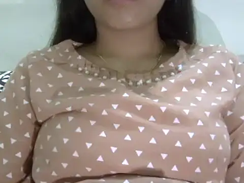 Arohi Sharma123 online show from March 28, 8:30 pm