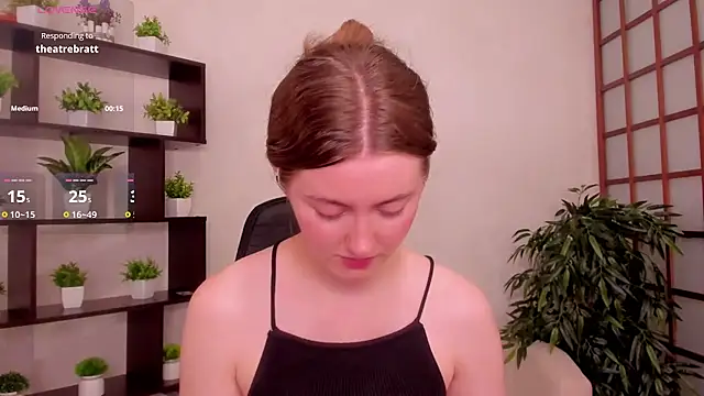 KateCuddle online show from August 6, 2:51 am