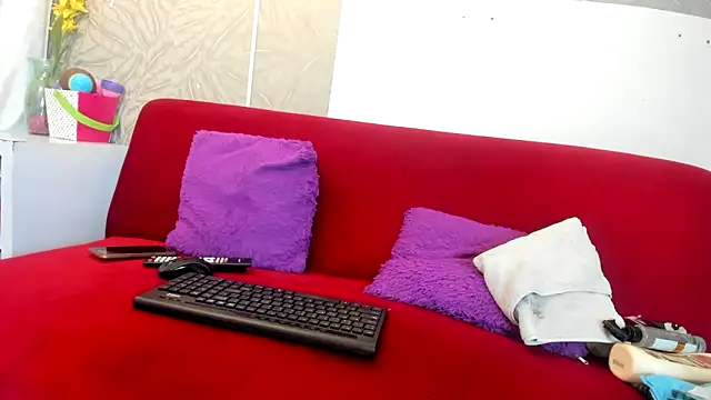 SHARICK GRECO online show from March 28, 12:59 pm