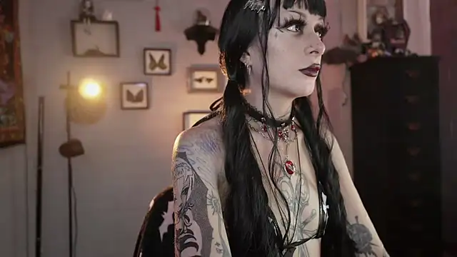 insania 9999  online show from April 14, 6:19 pm