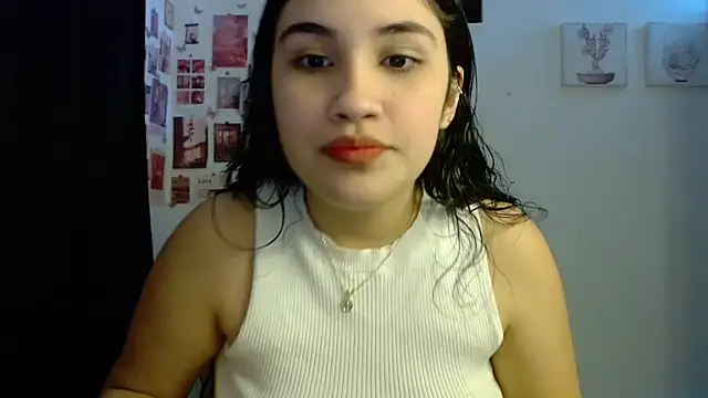 InocentHeaven1 online show from April 14, 12:16 pm