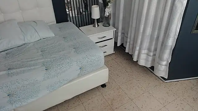 LiaVillalobos online show from February 13, 12:51 pm