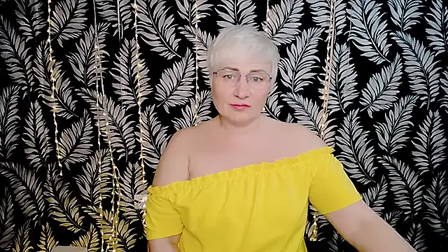 Olivia playful online show from April 19, 10:26 am