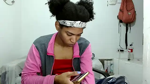 angelamarie1 online show from October 28, 11:27 am