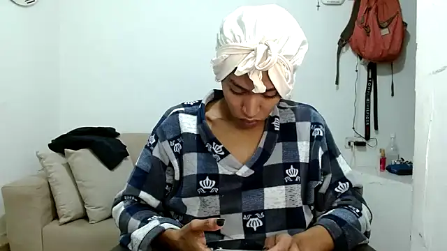 angelamarie1 online show from December 2, 12:51 pm