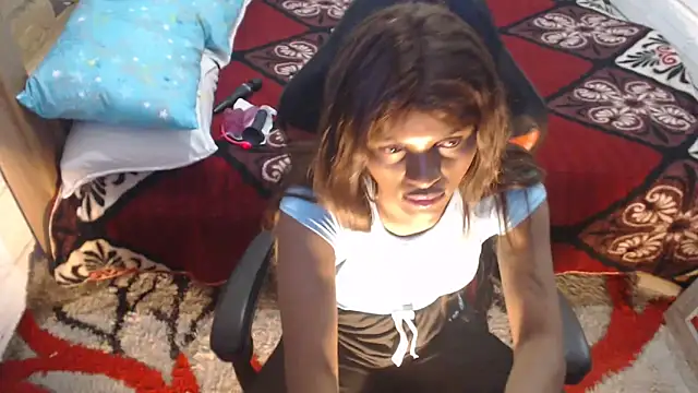 sexyjustin202 online show from March 21, 3:11 am