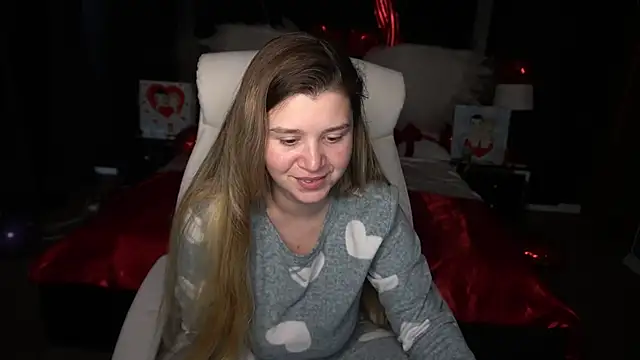 AmellyMilly online show from February 12, 1:35 pm