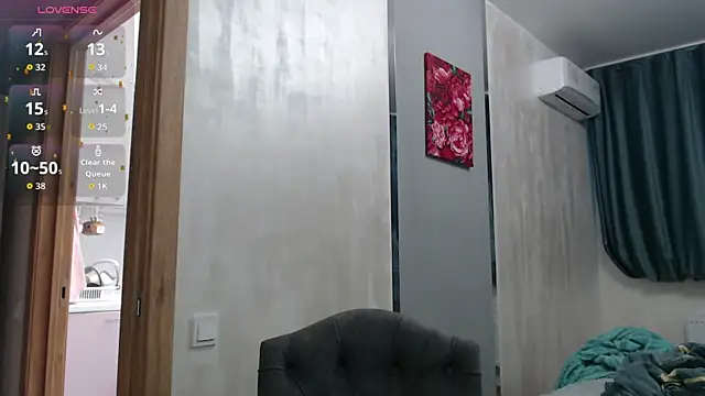 Stacy Davice online show from November 21, 6:37 am