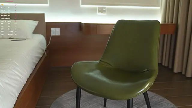 Vivian cb online show from March 27, 10:38 am