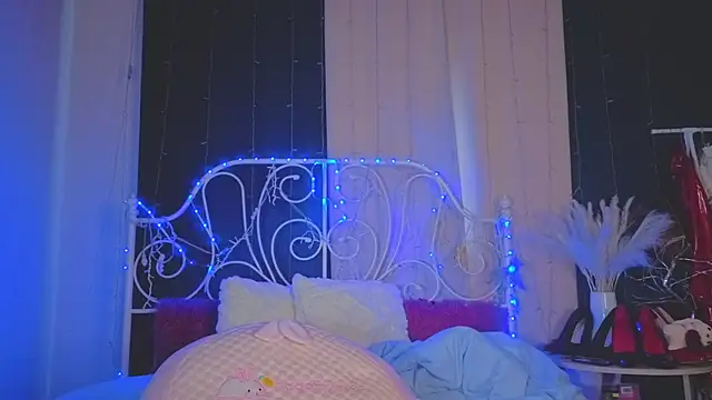 Funny Bunny online show from April 3, 1:58 am