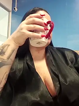 GeorgiaLerox online show from April 2, 1:41 pm