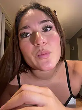 LuceroRm online show from August 6, 4:19 am