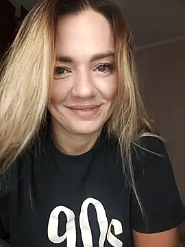 KrissSexi online show from October 11, 4:06 am