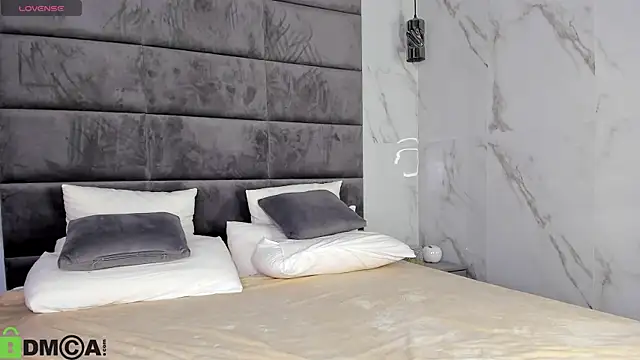 Barbie Lis online show from September 8, 11:37 pm