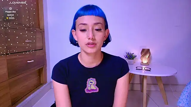 tati cardenas online show from April 12, 4:26 am