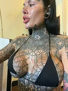 claudiacvc95 online show from May 21, 8:01 am
