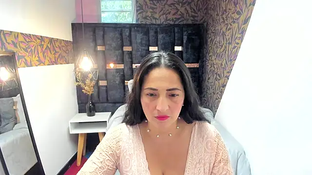 KatteMilf online show from April 14, 7:47 pm