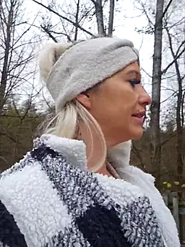 Sexy Sparkling  online show from November 14, 12:49 pm