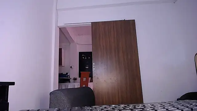 yselahot online show from January 19, 4:36 pm