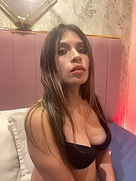 Tiffanysurez  online show from June 2, 7:59 pm