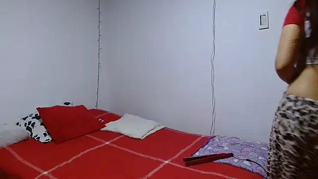 clarisse69 online show from March 16, 4:04 am