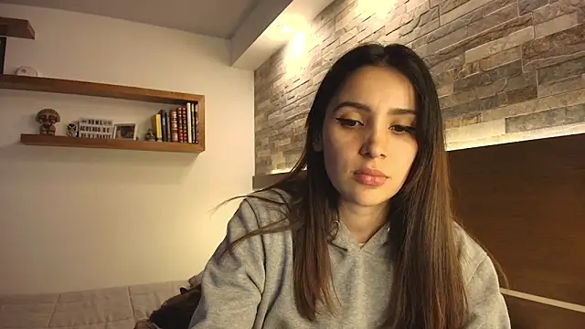 Snapshot of alicewilloww chatting on October 15, 11:40 pm alicewilloww online show from October 15, 11:40 pm