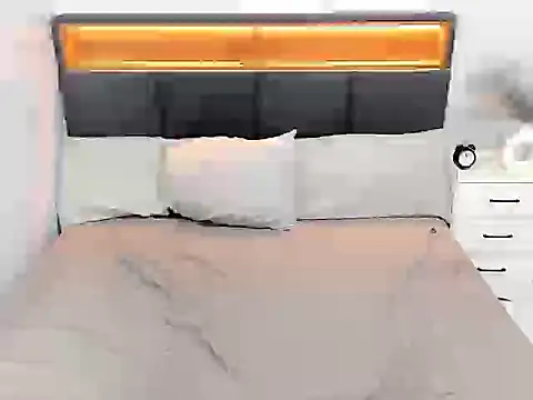 EllaCalifa online show from February 19, 2:44 am