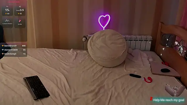 Redhead Shark new online show from October 20, 1:36 pm