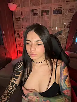 i am nina  online show from April 4, 3:16 am