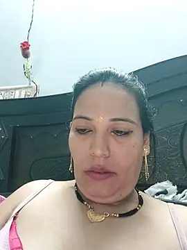 Poojabhabi101 online show from October 7, 6:29 am