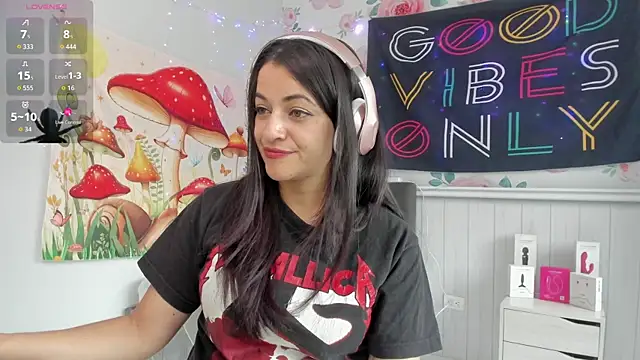 LovelyAzucena online show from October 25, 4:47 pm