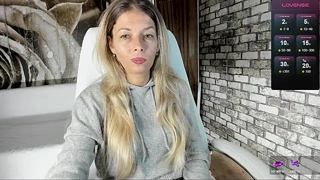 Eva Melow online show from September 27, 3:08 pm