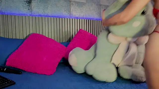 IbethMoon online show from December 2, 7:27 pm