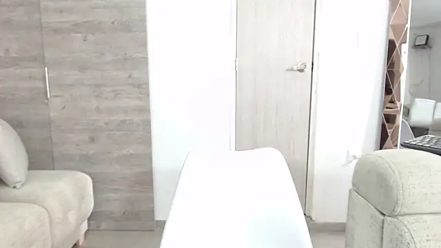 AmbarSofhia online show from January 14, 9:31 pm