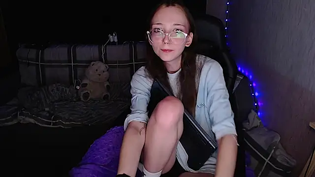 AmeliaKamishiro online show from October 17, 10:13 pm