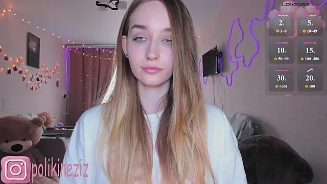 MoonDust online show from April 2, 2:36 pm