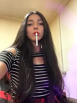 Snapshot of Felicia_smok3 chatting on October 4, 12:49 am Felicia smok3 online show from October 4, 12:49 am